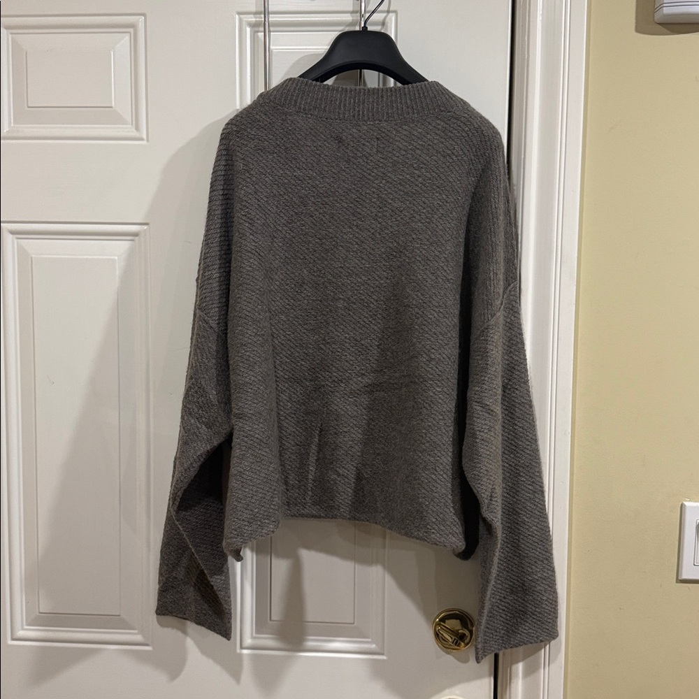 $645 New RTA 100% Cashmere Rocco Sweater in Mocha - Picture 7 of 7